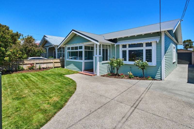 442 Jackson Street, Petone, Lower Hutt - Carousel 1