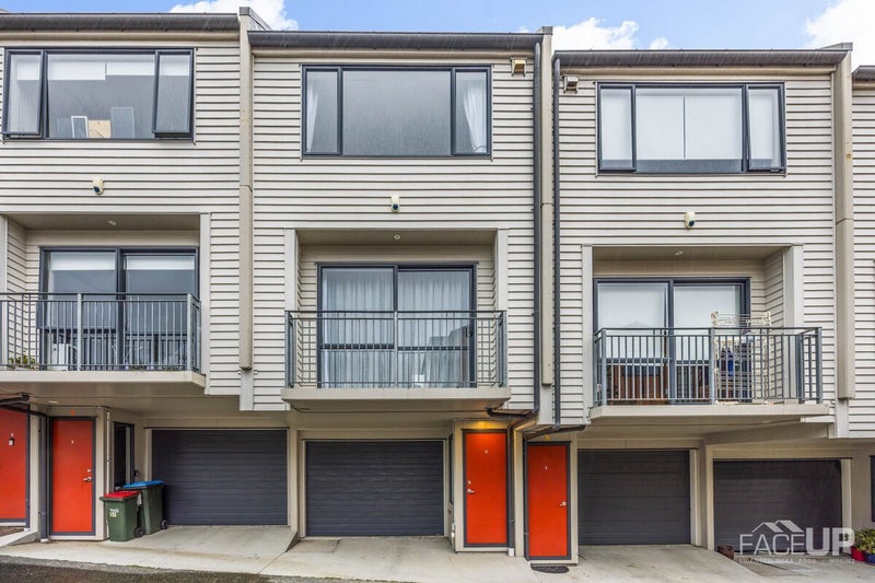 5C Geddes Terrace, Avondale, Auckland - Carousel 2