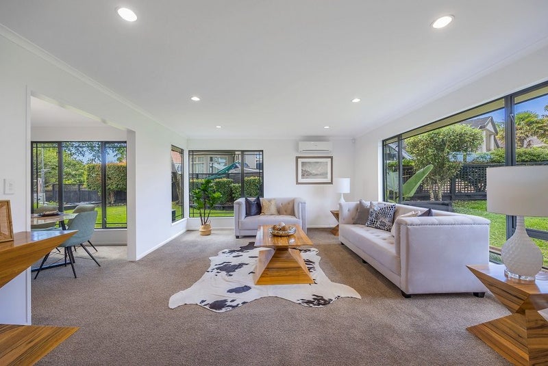 10 Balbriggan Rise, Dannemora, Auckland - Carousel 2