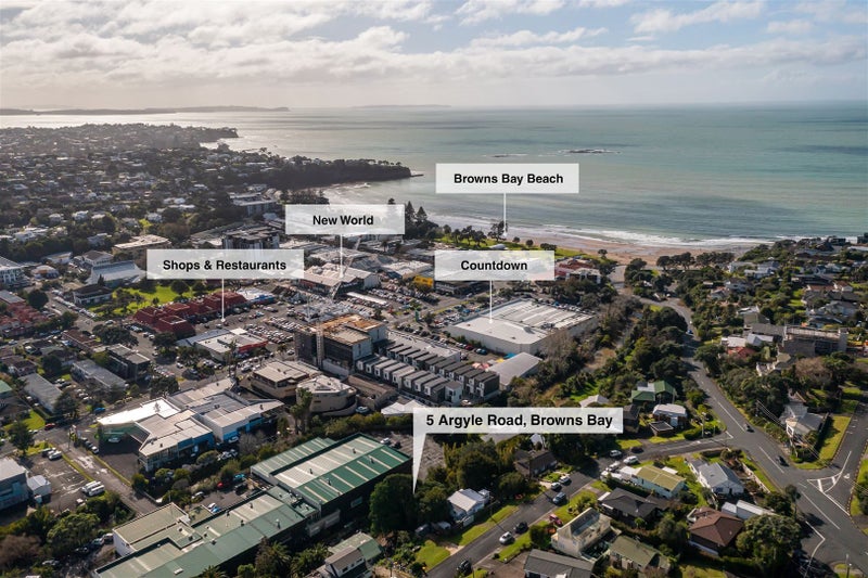 5 Argyle Road, Browns Bay, Auckland - Carousel 1
