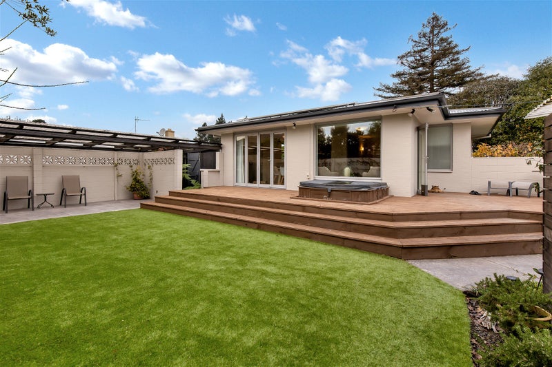 236 Lake Terrace Road, Shirley, Christchurch - Carousel 1