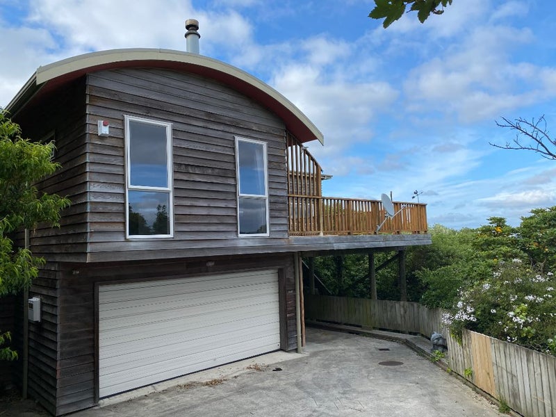 89 Seatoun Heights Road, Seatoun, Wellington - Carousel 15