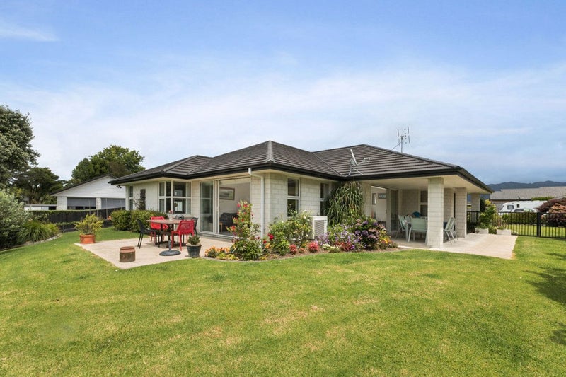 42 Maniaroa Drive, Katikati, Katikati - Carousel 1
