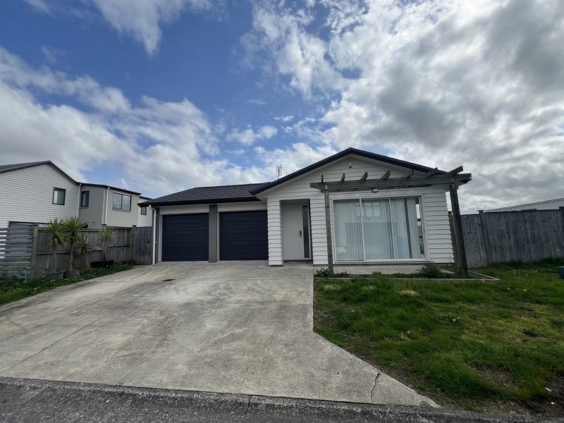 17 Kapia Drive, Takanini, Auckland - Carousel 1