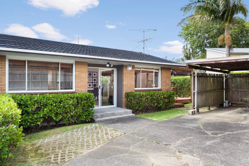 3/20 Uppingham Crescent, Hillcrest, Auckland - Carousel 1