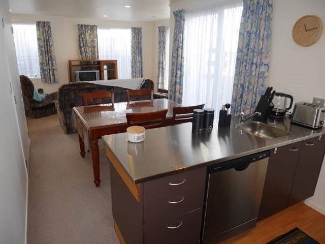 23/3 Wagener Place, Mount Albert, Auckland - Carousel 1