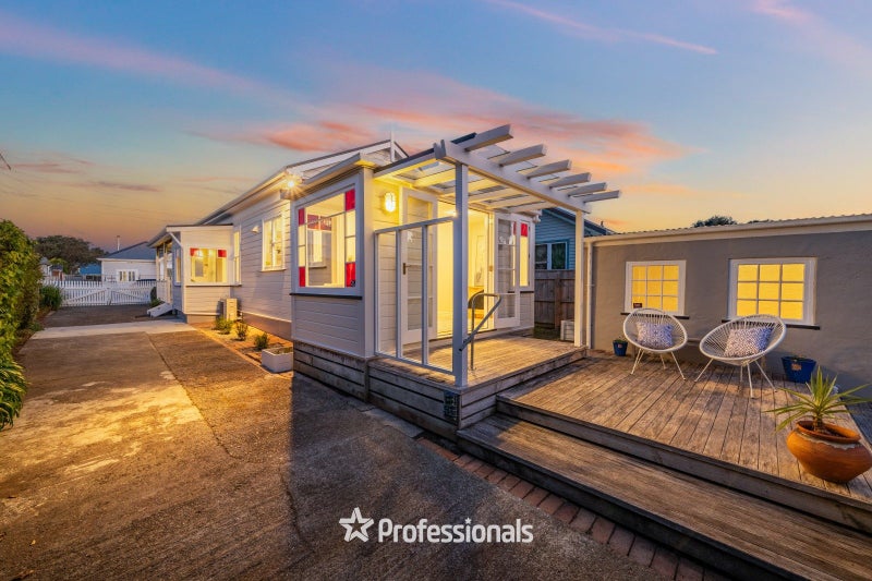 17 William Street, Petone, Lower Hutt - Carousel 2