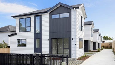 7 Gilletta Road, Mount Roskill, Auckland - Carousel 1