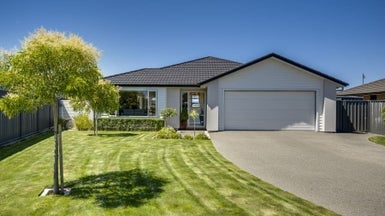 6 Pelorus Avenue, Poraiti, Napier - Carousel 1