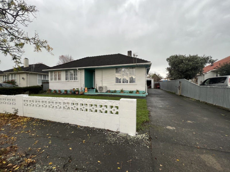 16 Cardiff Street, Awapuni, Palmerston North - Carousel 13