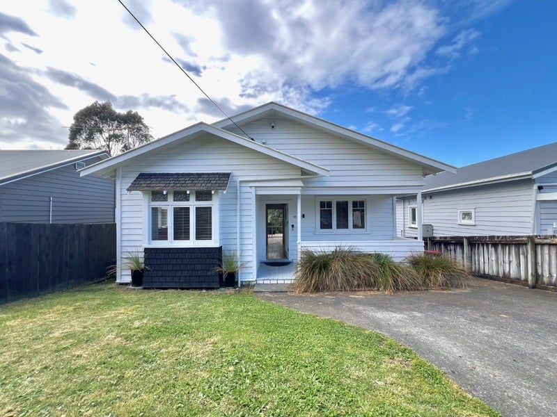 44 Larchwood Avenue, Westmere, Auckland - Carousel 1