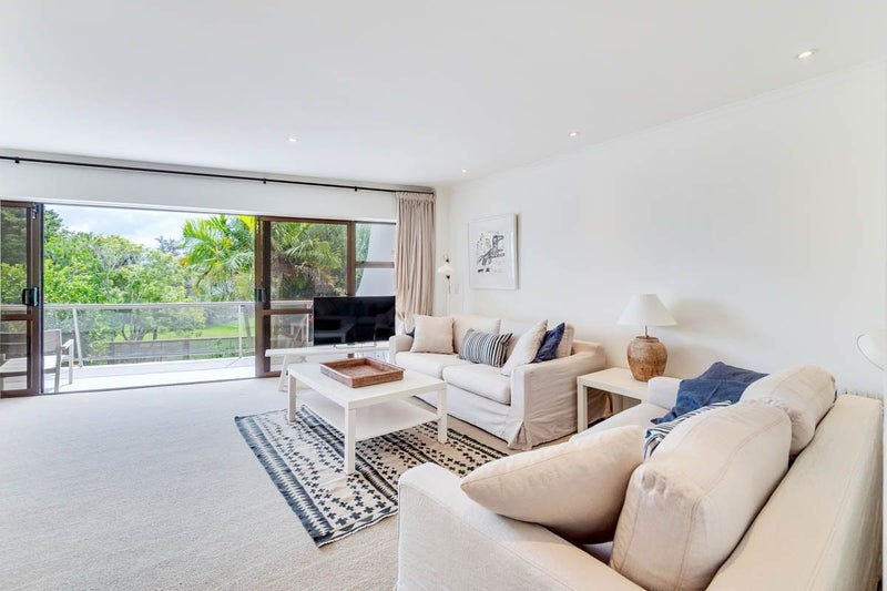 4/22 Salisbury Street, Herne Bay, Auckland - Carousel 2