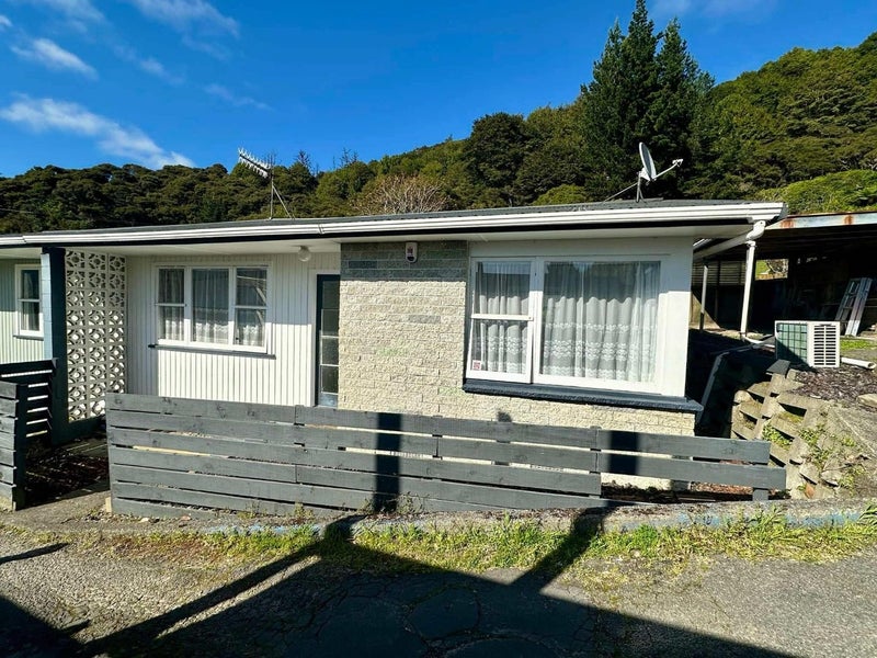 2/26 PURIRI ST PARKWAY, PARKWAY, WAINUIOMATA - Carousel 2