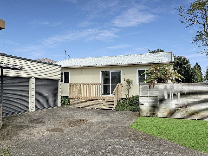 1/1 Ranui Station Road, Ranui, Auckland - Carousel 1