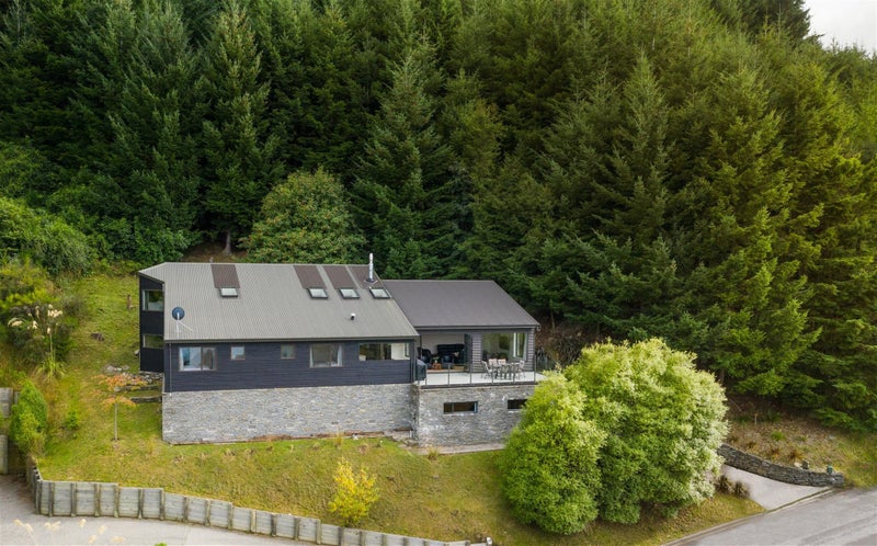 31 Dart Place, Fernhill, Queenstown - Carousel 2
