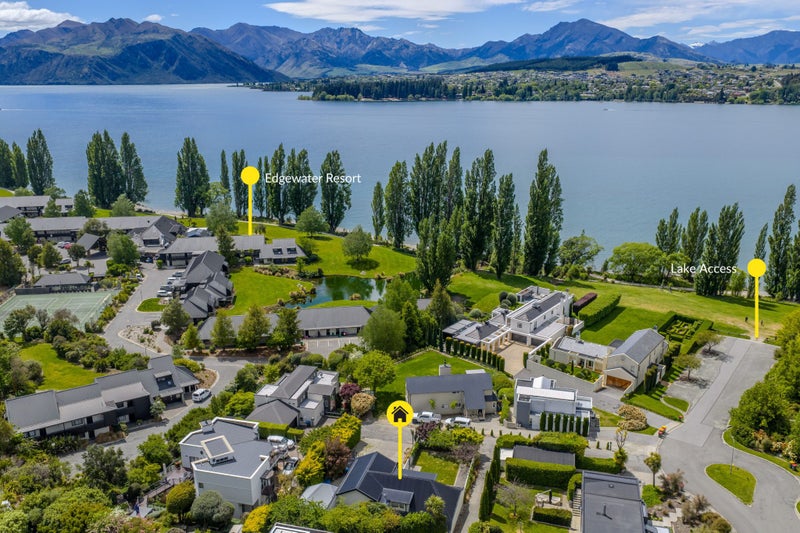 11 Morrows Mead, Wanaka - Carousel 1