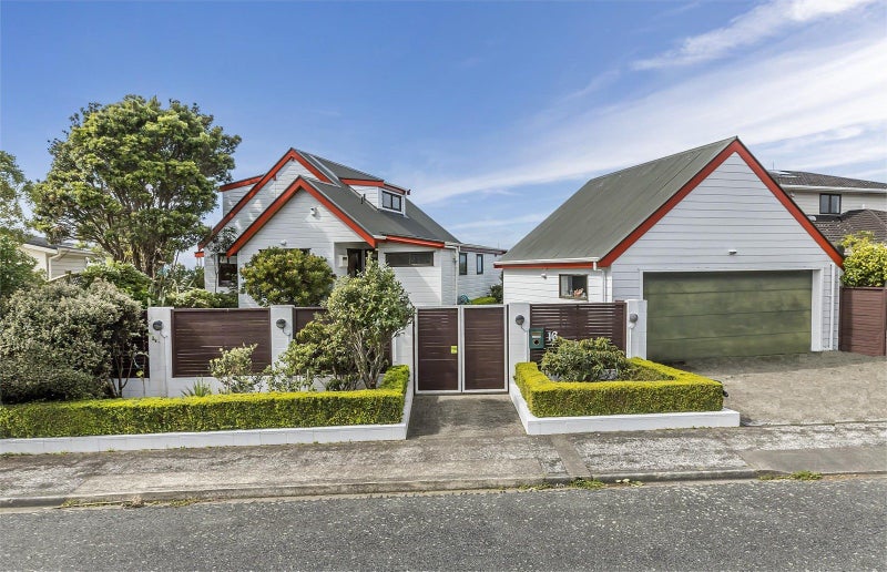 16 Virginia Grove, Brooklyn, Wellington - Carousel 1