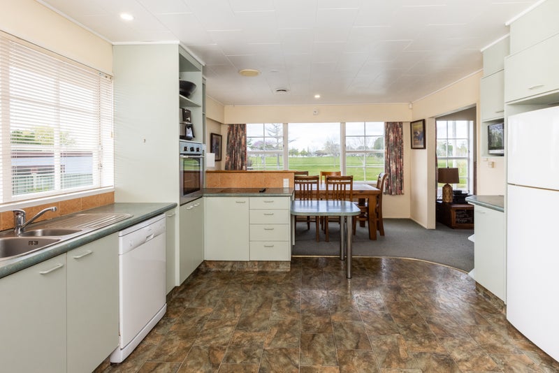 118 Freyberg Avenue, Tamatea, Napier - Carousel 2