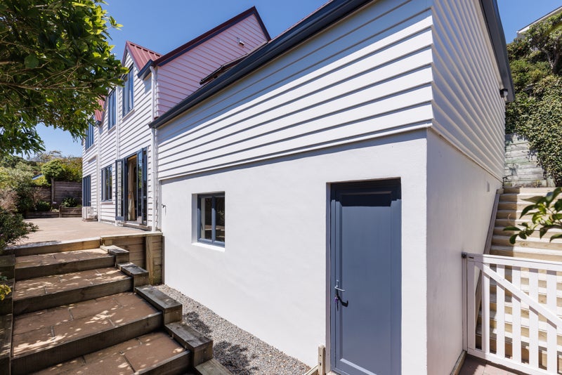 34A Calcutta Street, Khandallah, Wellington - Carousel 19