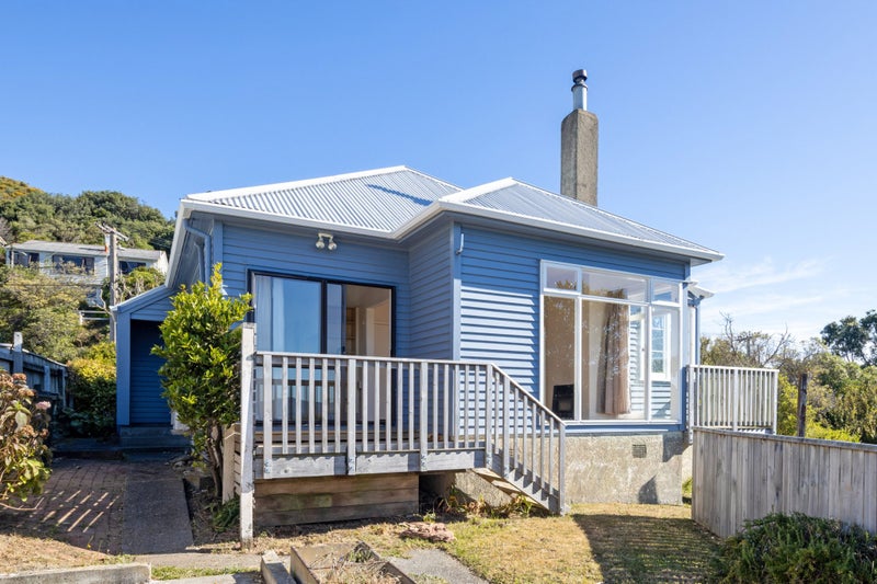 31 Sidlaw Street, Strathmore Park, Wellington - Carousel 1
