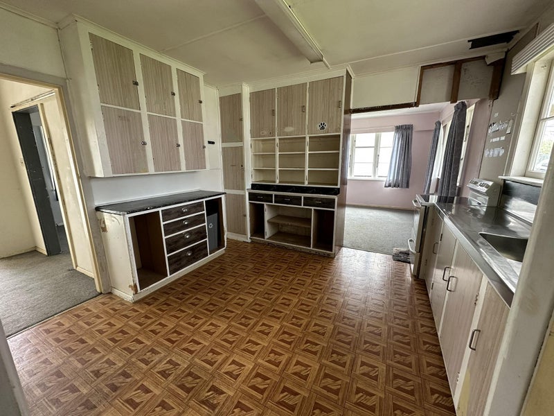 536 Fergusson Drive, Trentham, Upper Hutt - Carousel 2