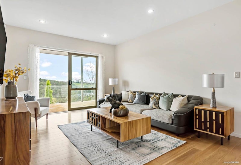 24 Hatfield Place, Albany Heights, Auckland - Carousel 2