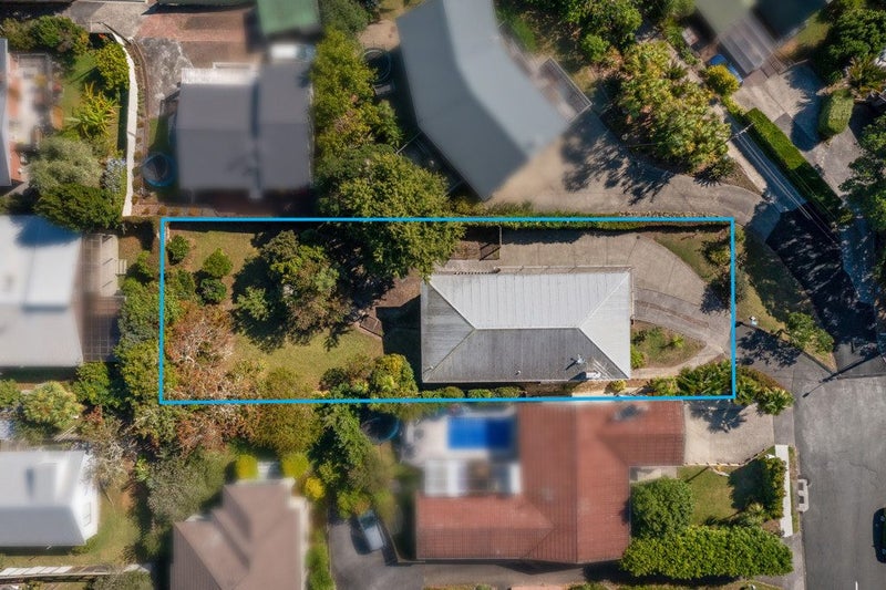 24 Speedy Crescent, Hillcrest, Auckland - Carousel 2