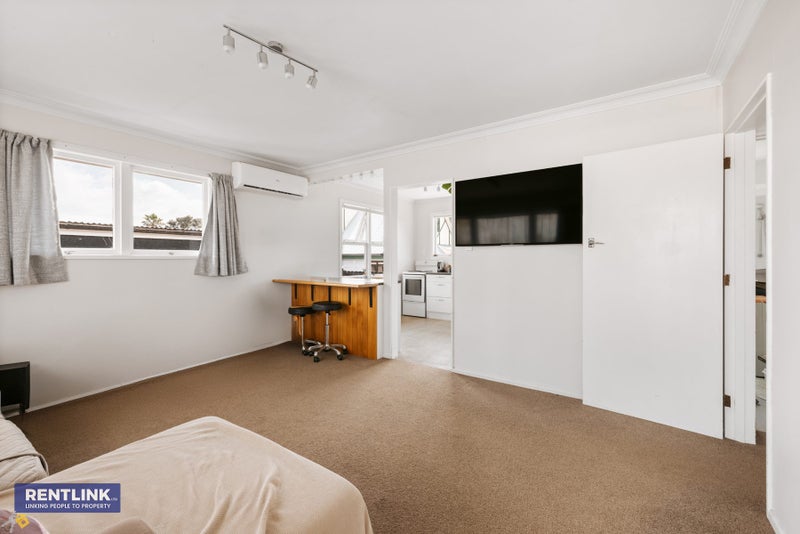 33A Ngatai Road, Otumoetai, Tauranga - Carousel 2