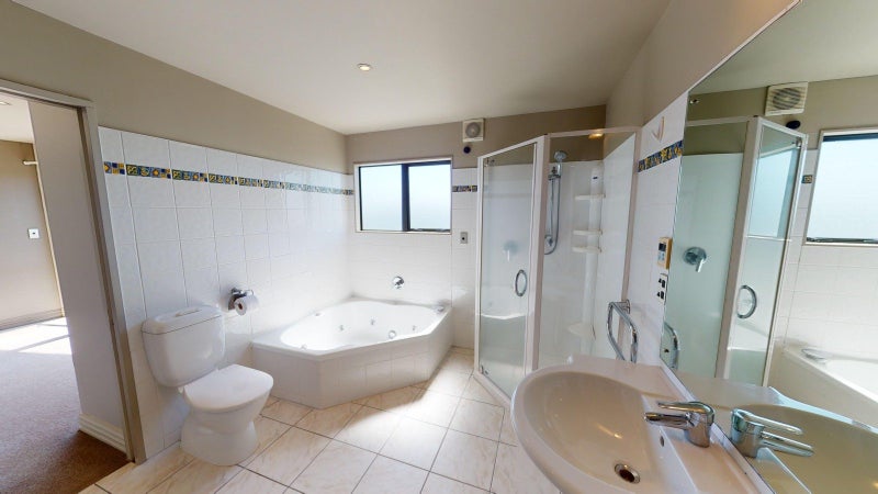 16 Palliser Road, Roseneath, Wellington - Carousel 16