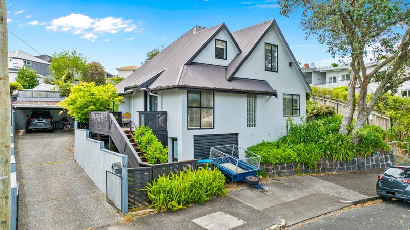 27 Comins Crescent, Mission Bay, Auckland - Carousel 1