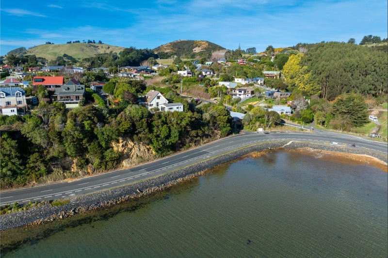 16 Arnott Street, Portobello, Dunedin - Carousel 1