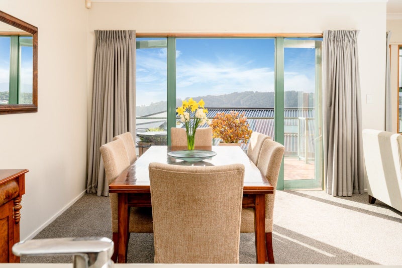 11/9 Arawa Road, Hataitai, Wellington - Carousel 2