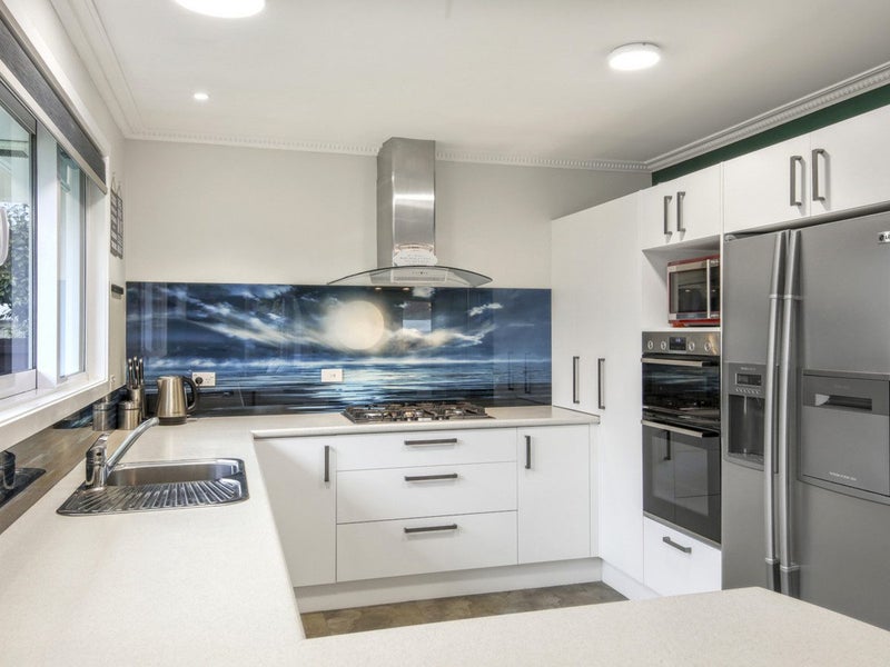 17 Hillcrest Place, Avonhead, Christchurch - Carousel 2