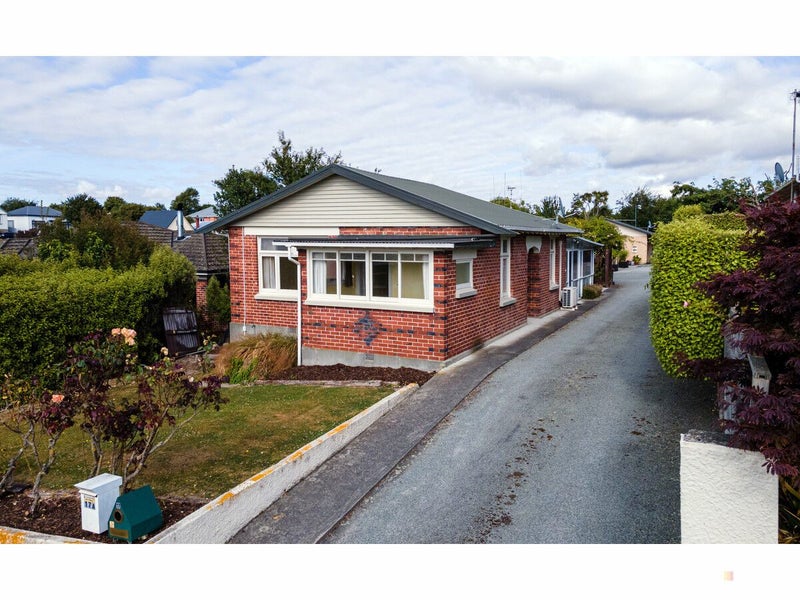 17 Livingstone Street, West End, Timaru - Carousel 1