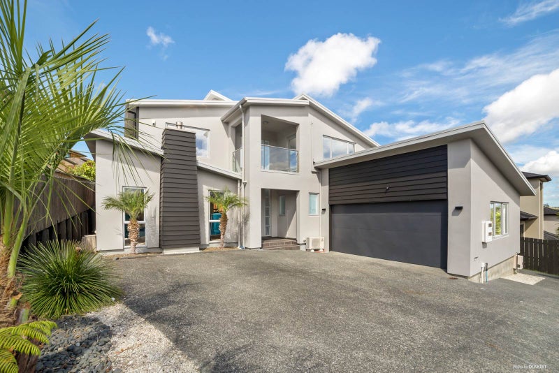 14 Springvale Drive, Fairview Heights, Auckland - Carousel 1