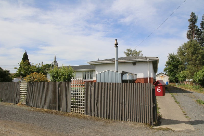 6 High Street, Milton - Carousel 1