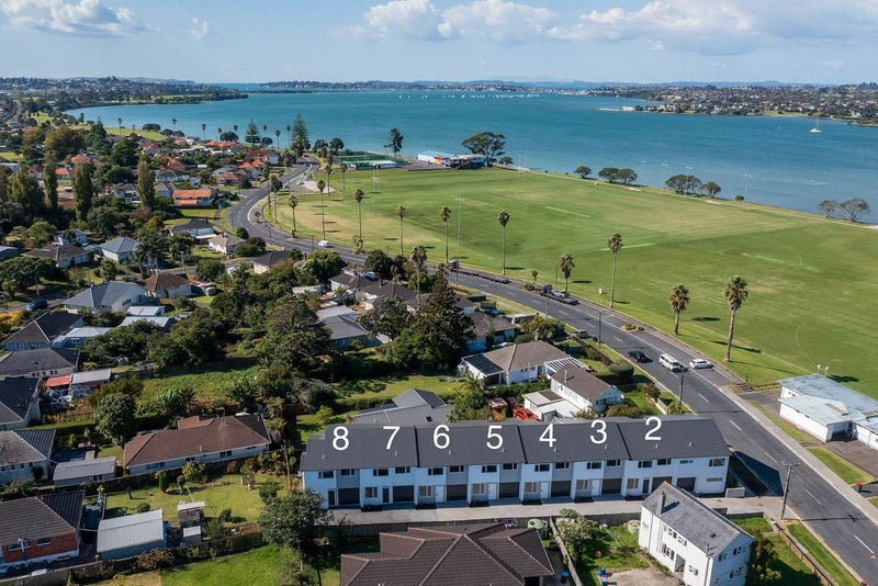2/27 Dunkirk Road, Panmure, Auckland - Carousel 2