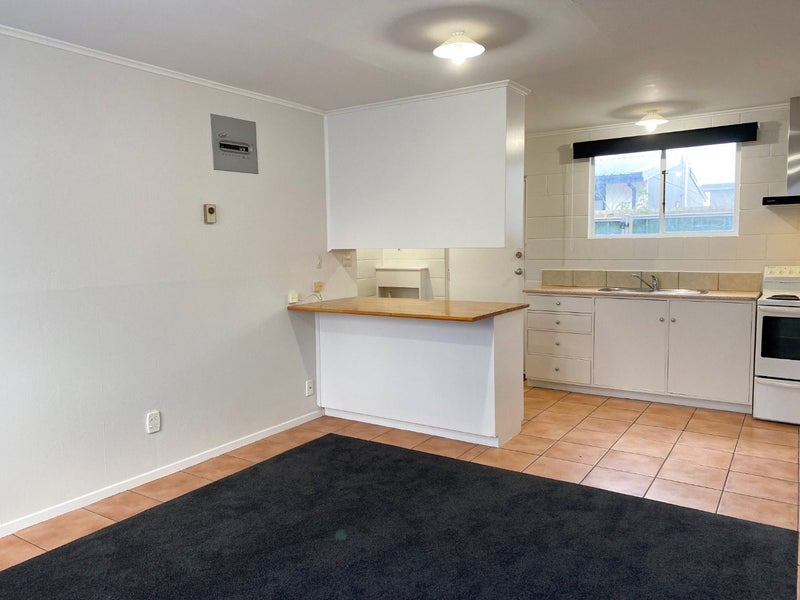 4/21 Olliviers Road, Phillipstown, Christchurch - Carousel 2