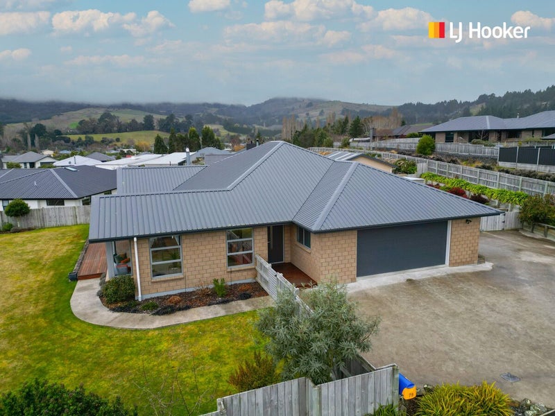 79 Severn Street, Green Island, Dunedin - Carousel 2