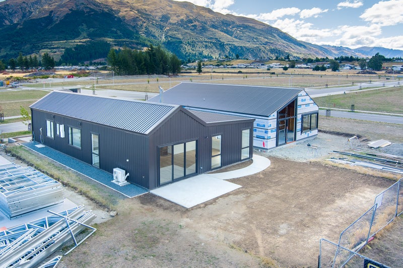 88 Longview Drive, LAKE HAWEA - Carousel 2