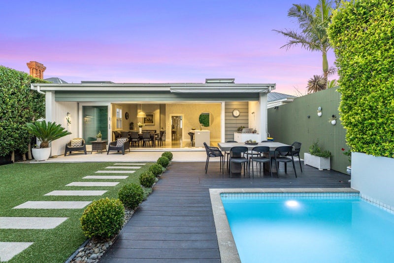 9 Shoal Bay Road, Devonport, Auckland - Carousel 2