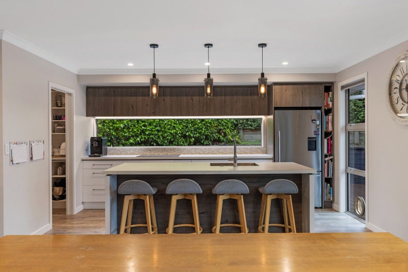 1 Waimarama Court, Roslyn, Palmerston North - Carousel 2