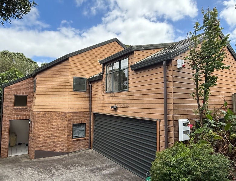 2/119 Ocean View Road, Hillcrest, Auckland - Carousel 1