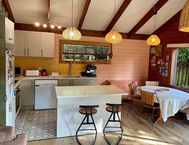 148 Laingholm Drive, Laingholm, Auckland - Carousel 2