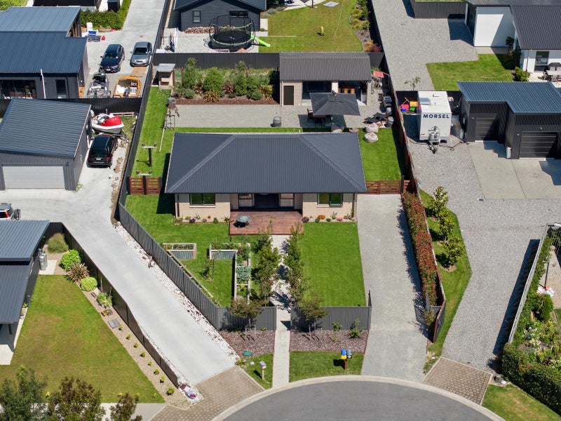 14 Teal Place, Wanaka - Carousel 1