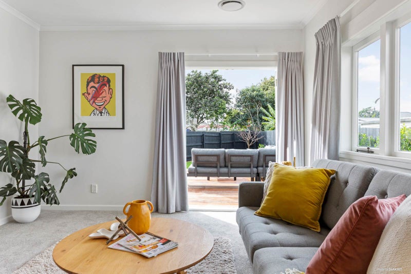 2/132 Avondale Road, Avondale, Auckland - Carousel 2