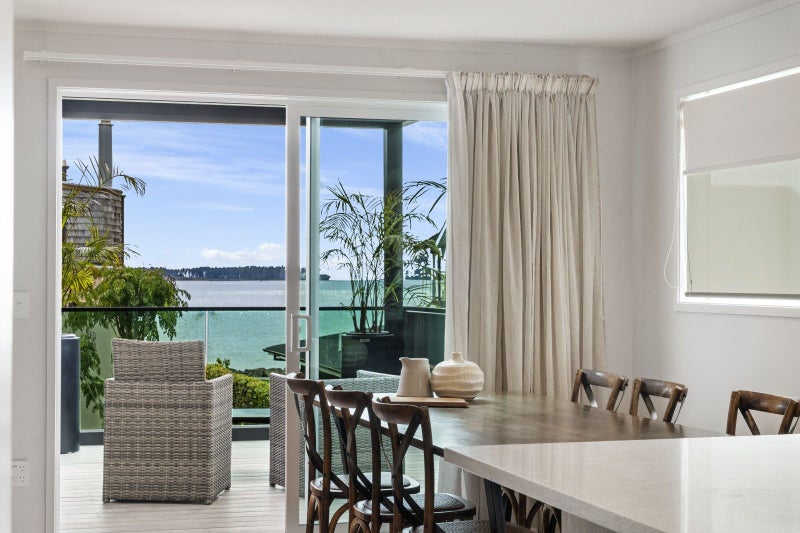 10 Seaway Terrace, Otumoetai, Tauranga - Carousel 2