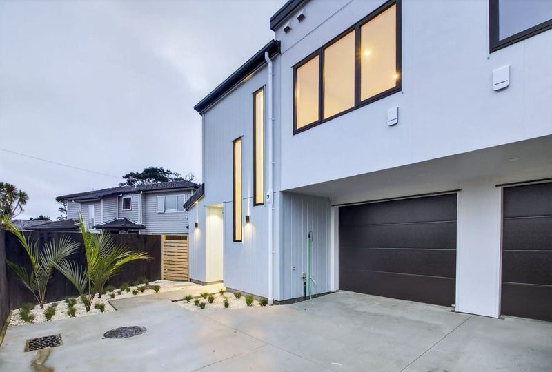 121D Vodanovich Road, Te Atatu South, Auckland - Carousel 17
