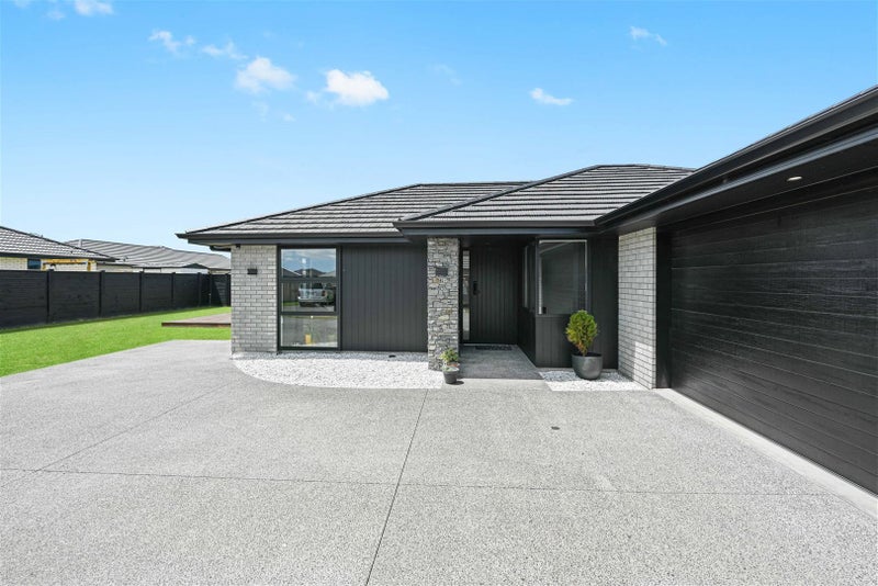 5 Kowaro Street, Rototuna North, Hamilton - Carousel 2