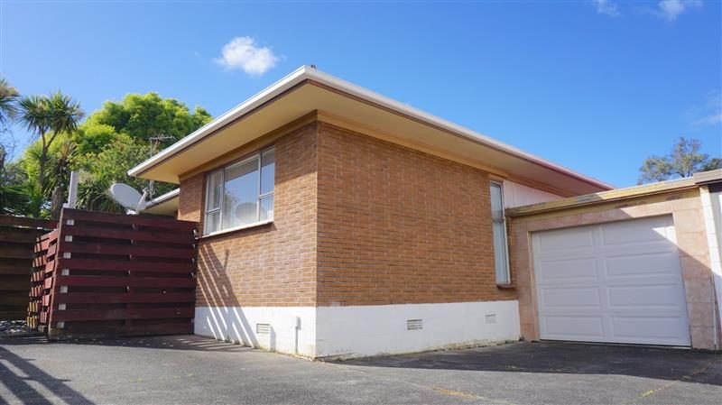 3/38 Ballater Place, Highland Park, Auckland - Carousel 1